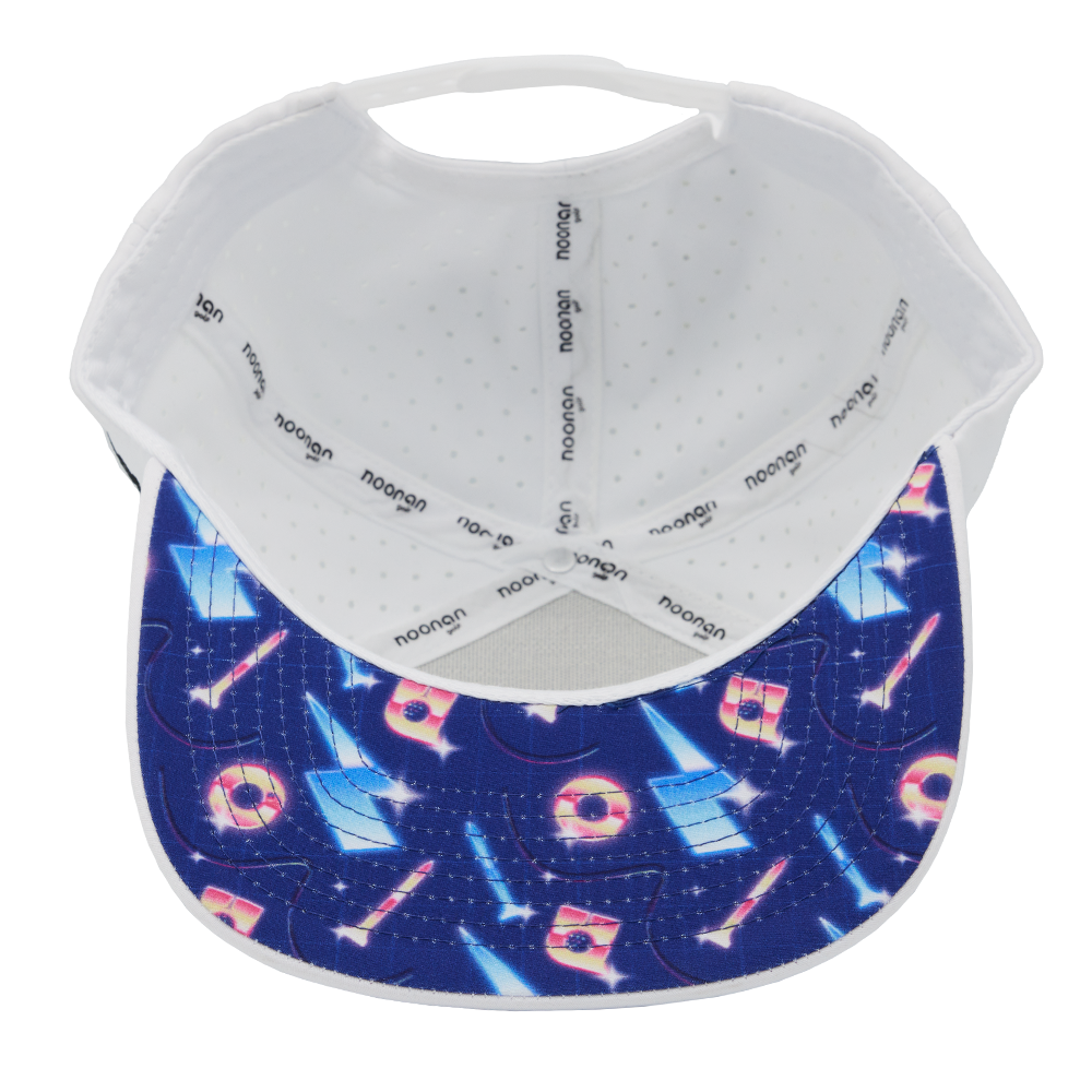 <h2>Vapor Rave</h2> <p>Snapback Hat</p> - Noonan Golf Co